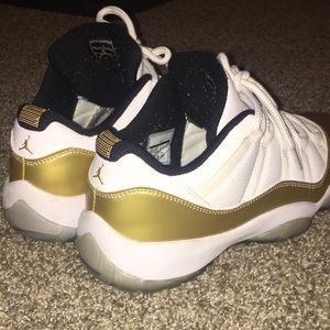 JORDAN 11 low